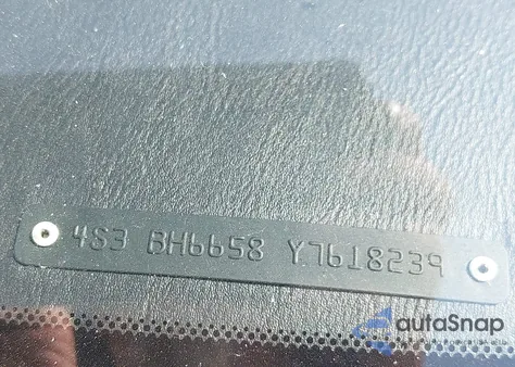 2000 Subaru Outback z USA, uszkodzony, nr VIN 4S3BH6658Y7618239